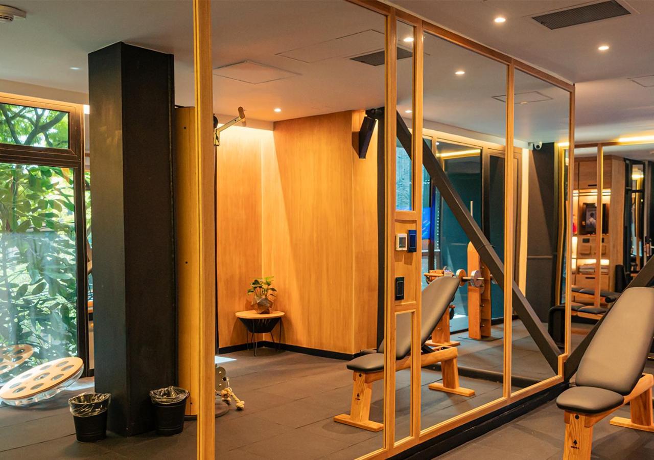 The Click Clack Hotel Medellín Exterior foto The gym at the hotel