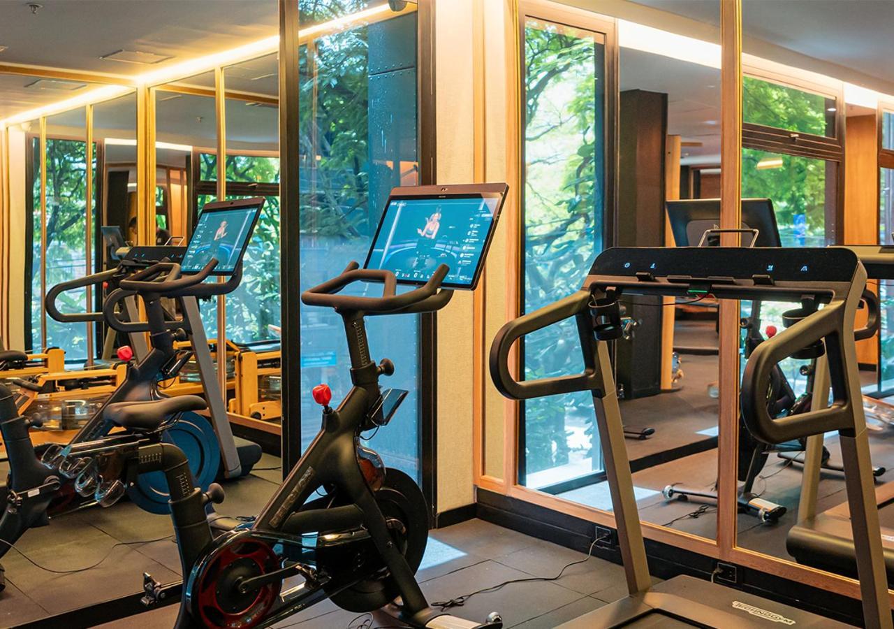 The Click Clack Hotel Medellín Exterior foto The gym at the Mandarin Oriental, Munich